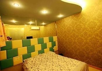Shanghai Xinyuan Theme Hotel Екстер'єр фото